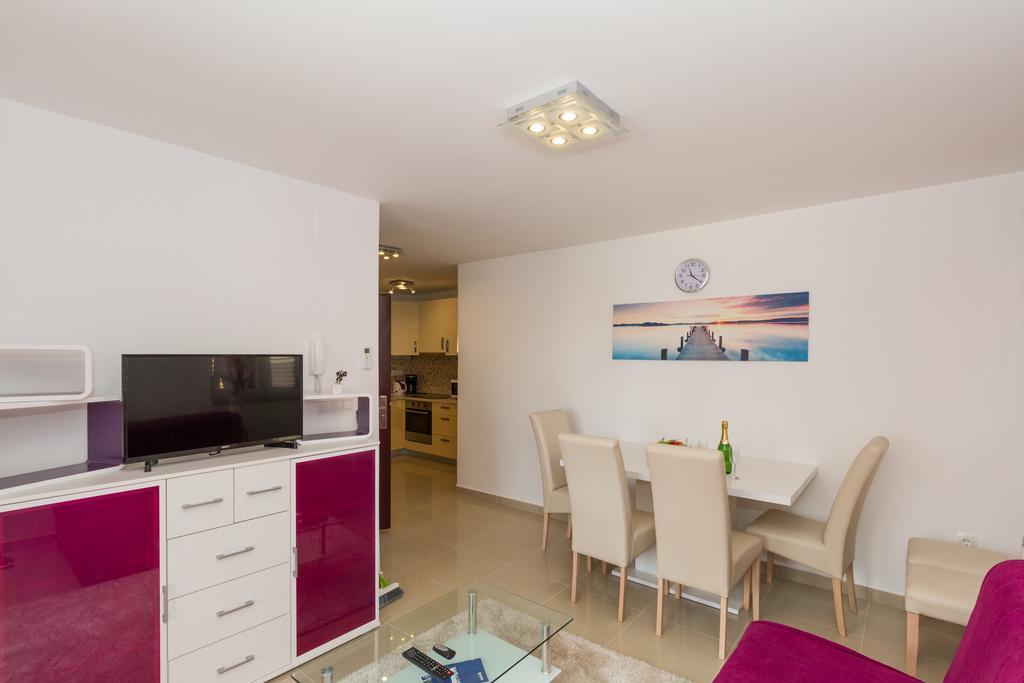 Apartments Villa-Ines Center Vodice Exterior foto